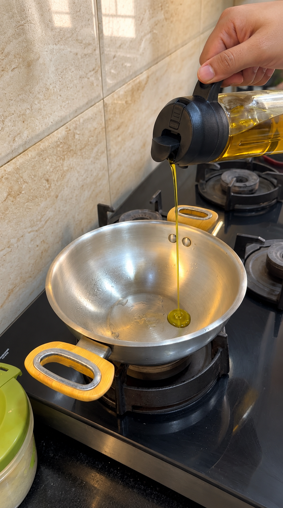 2-in-1 Oil Sprayer & Dispenser