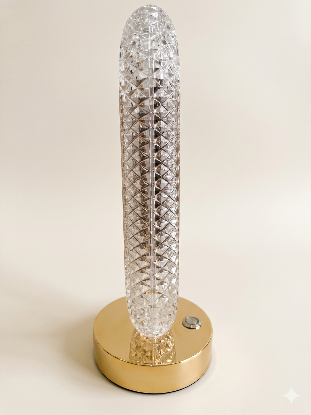 Oval Crystal Table Lamp – Gold